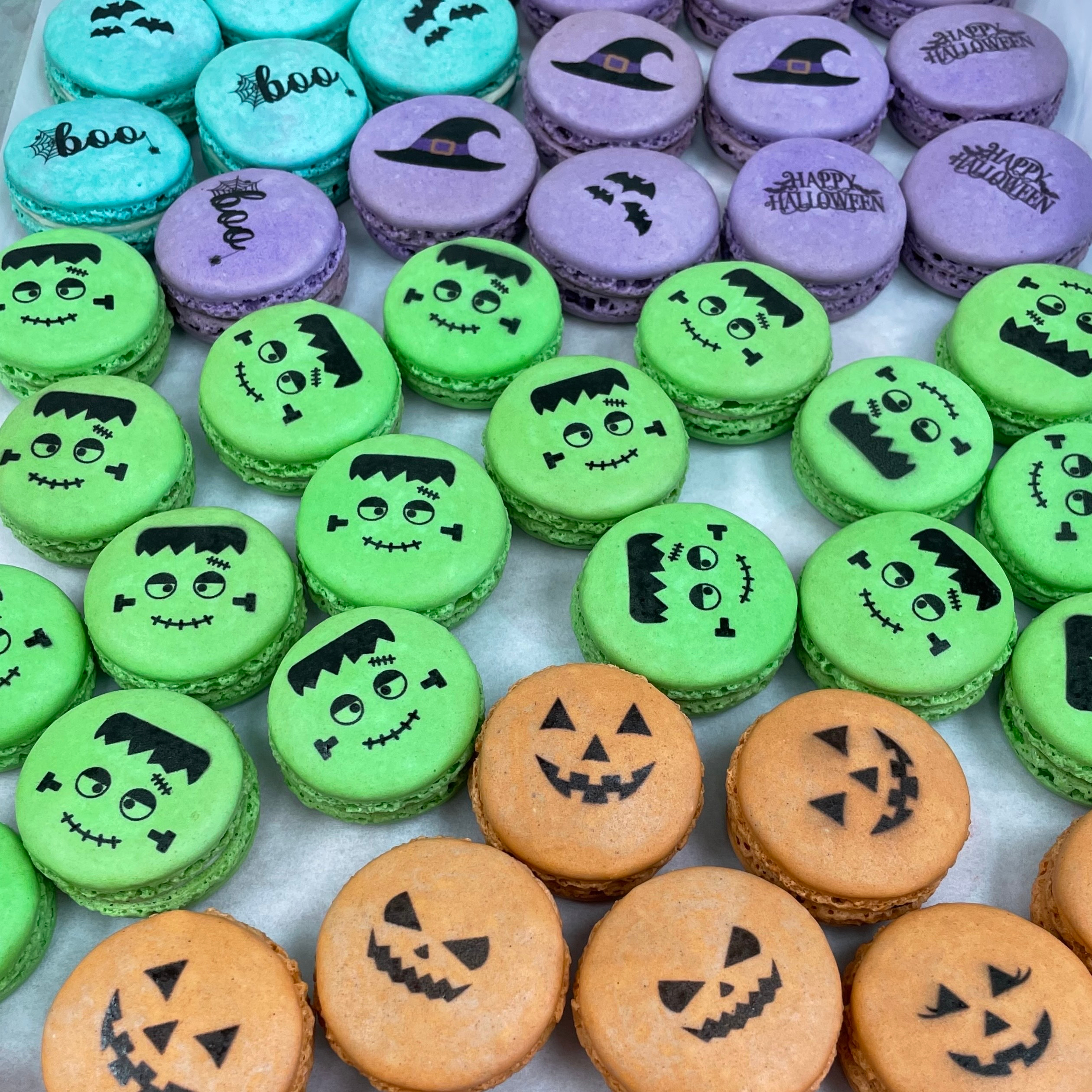Halloween Macarons in Minneapolis